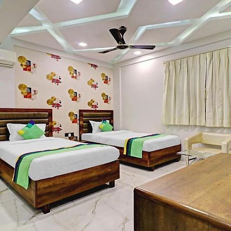 Treebo Orion Sapphire, Beck Bagan Hotel Колката Екстериор снимка