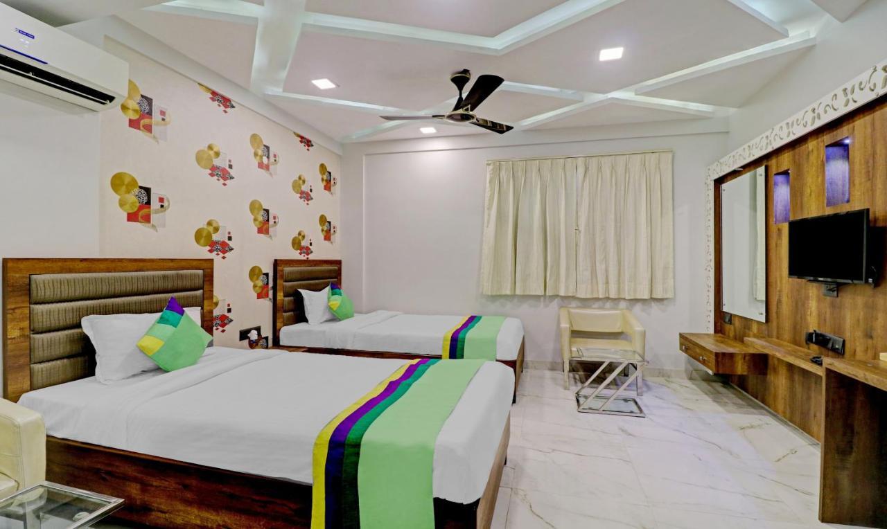 Treebo Orion Sapphire, Beck Bagan Hotel Колката Екстериор снимка