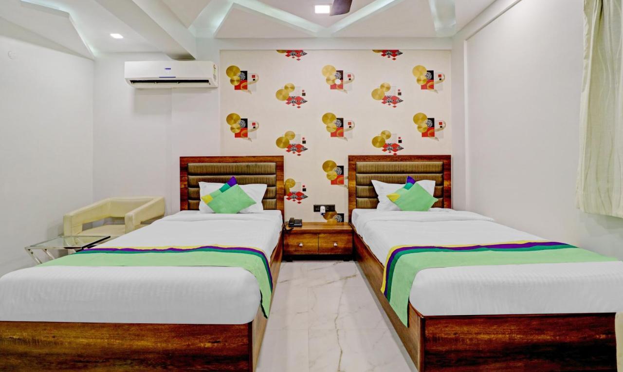 Treebo Orion Sapphire, Beck Bagan Hotel Колката Екстериор снимка