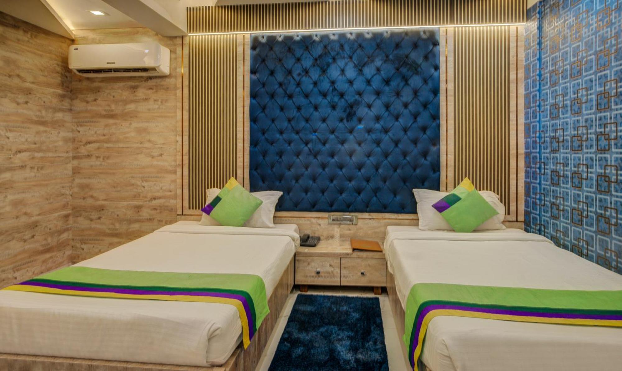 Treebo Orion Sapphire, Beck Bagan Hotel Колката Екстериор снимка